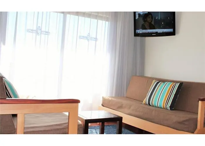 Perfect 1 Bedroom Apartment *